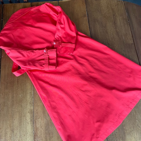 Vintage Misty Harbor Red Trench Coat with Matching Head Scarf, Size 6 - Picture 12 of 16